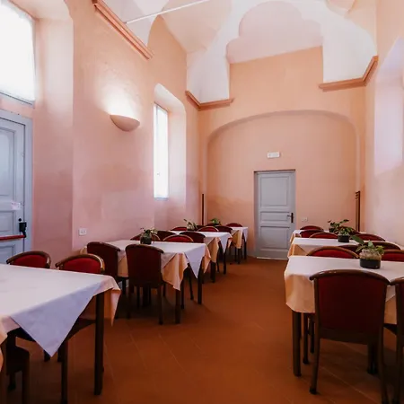 Отель Casa Regina Montis Regalis Vicoforte