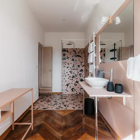 Отель Casa Regina Montis Regalis *