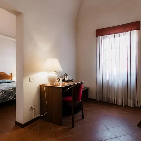 Casa Regina Montis Regalis