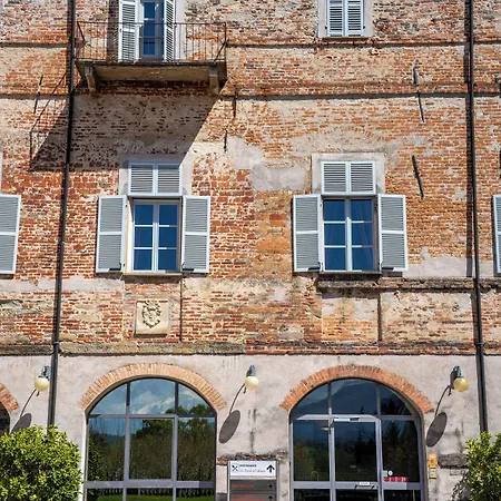 Casa Regina Montis Regalis Hotel