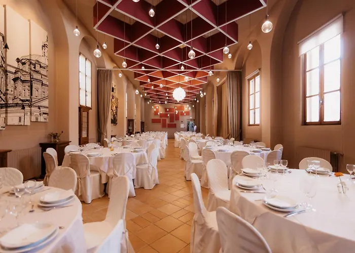 Casa Regina Montis Regalis